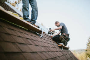 Local Roofers in Marshfield, IN
